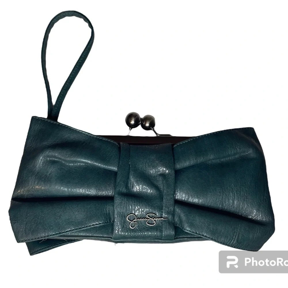 NWT Jessica Simpson Jenny‎ Bow Style Jade  Clutch Bag